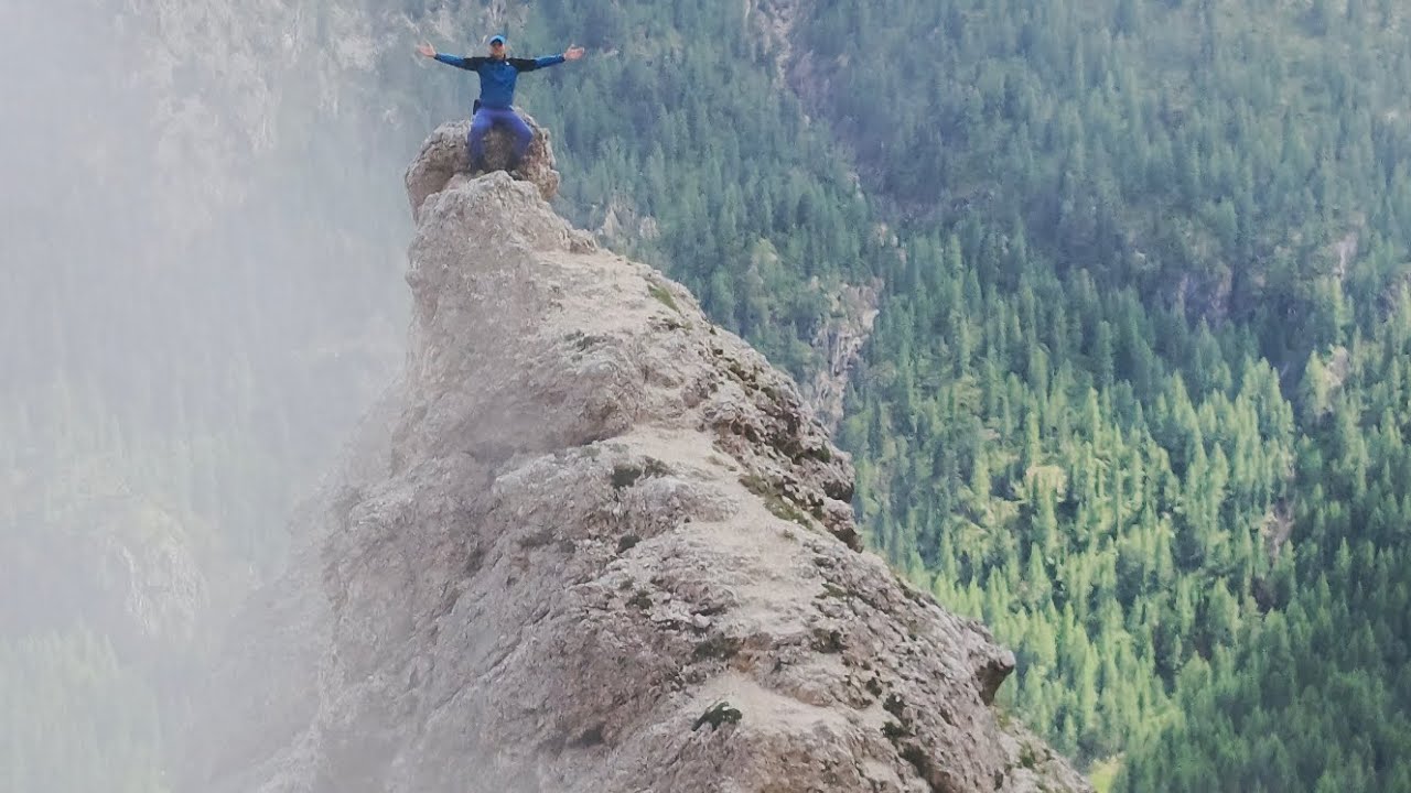 Via Ferrata Degli Alpiny, Passo Valparola, Dolomity 