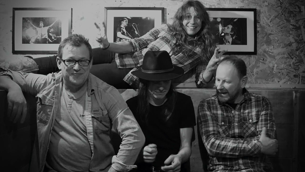 I'm Sorry (Live from Esquires)