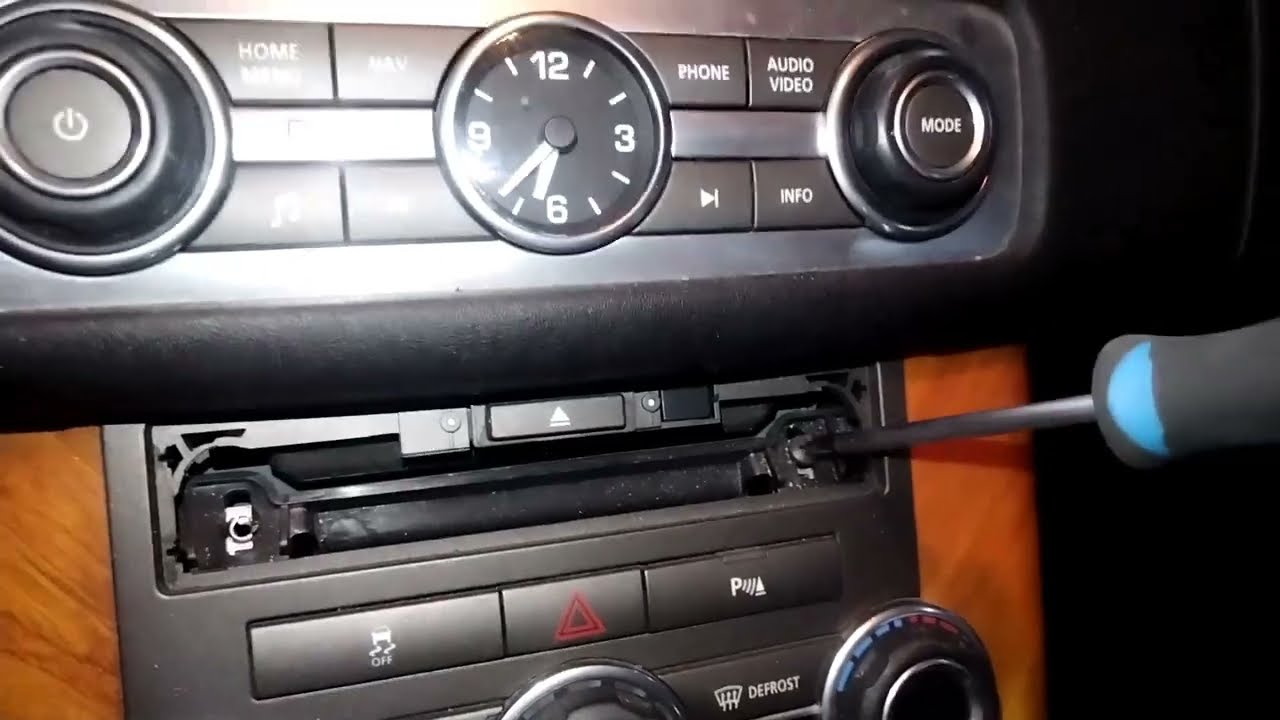 renge Rover center console remove