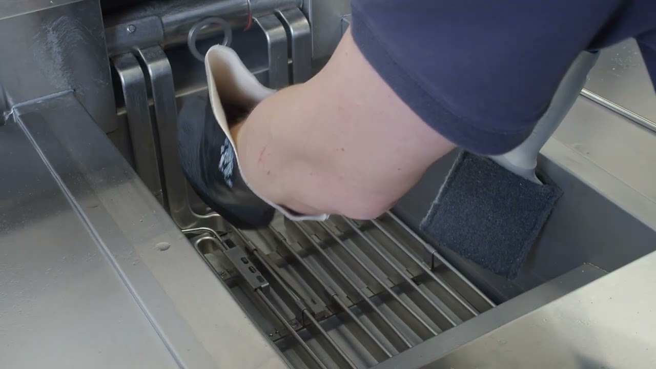How to complete daily cleaning