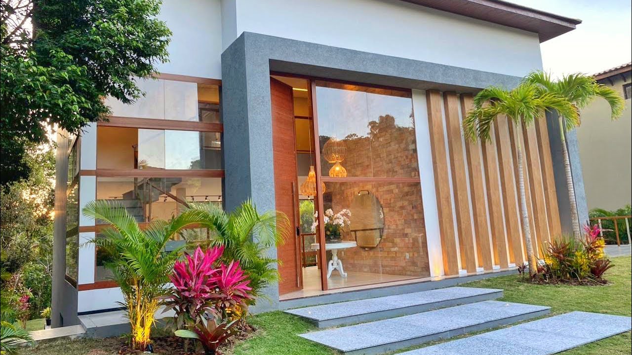 Casa 5/4 de Luxo à Venda na  Praia do Forte Bahia