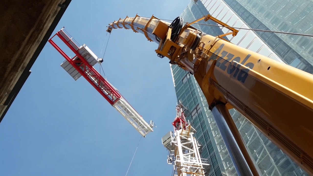 MILANO cantiere torre GALFA)( SMONTAGGIO GRU POTAIN MD 285B con Azzola autogru 200 T.