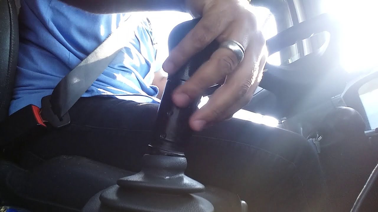CÂMBIO ATEGO 2426 (CRUZANDO MARCHA)