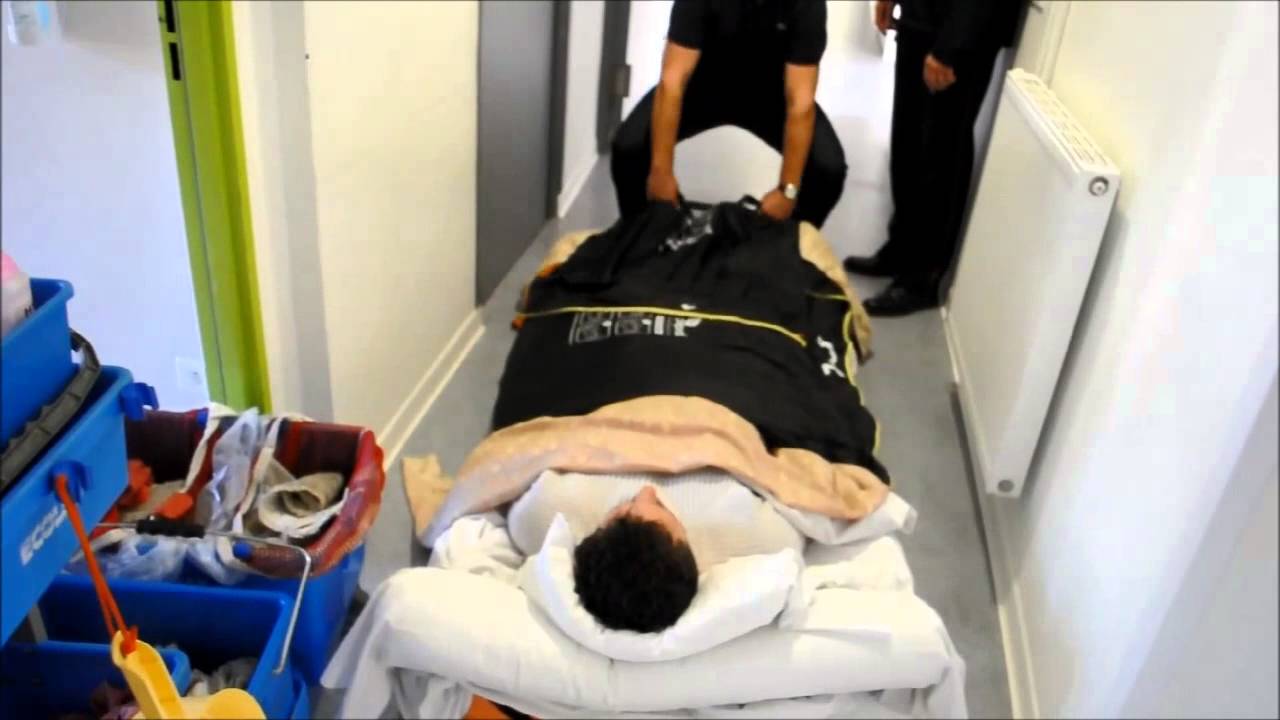 Evacuatie hulpmiddel S-CAPEPOD | Leer het evacuatiedoek te gebruiken in deze stap-voor-stap video.