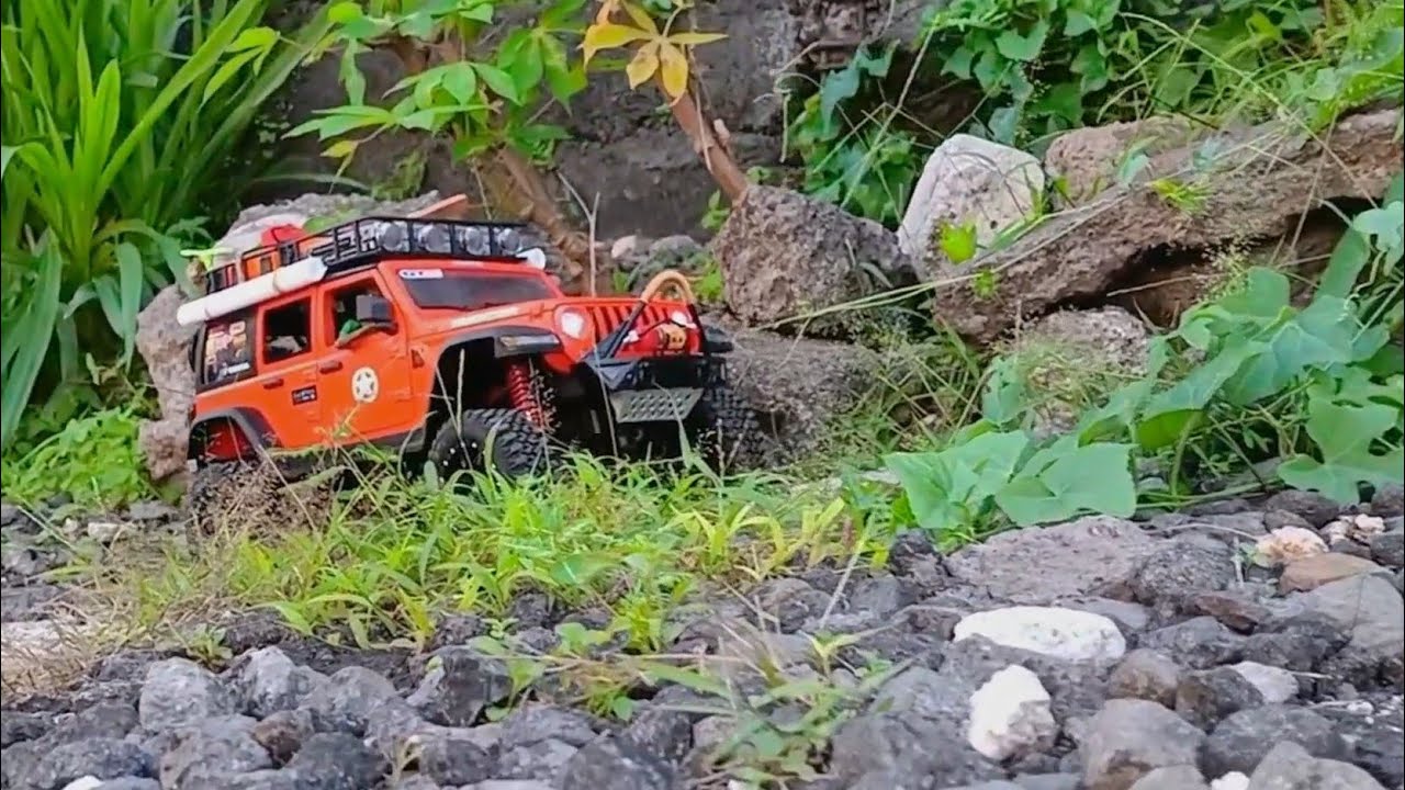RC scale trail Jeep Wrangler Rubicon offroad MN128