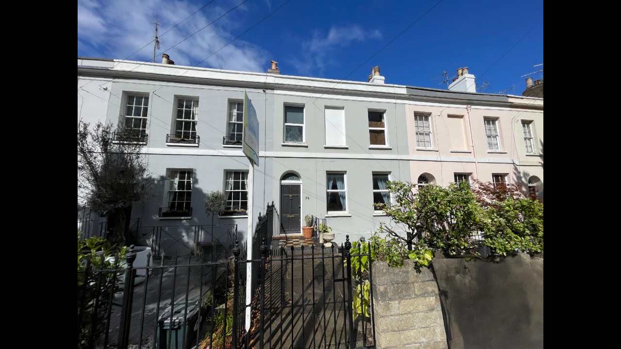 Regency Cheltenham - Grade II listed period house with self contained flat