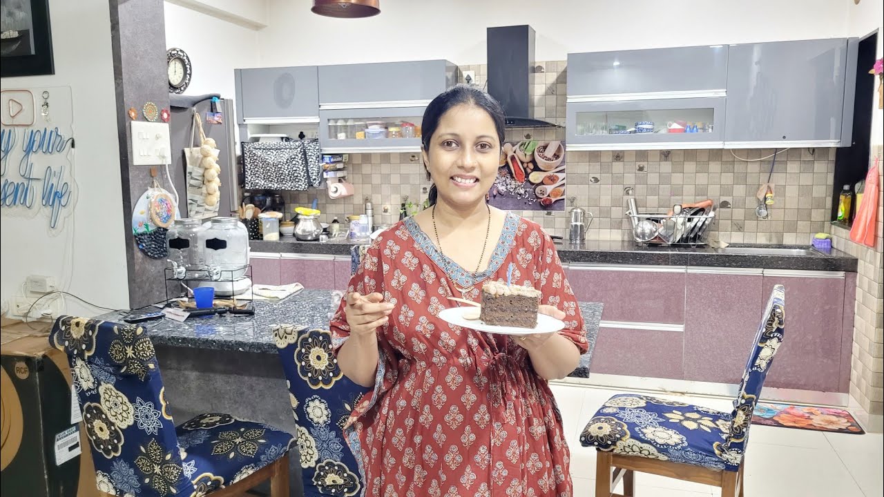 Midnight Birthday Surprise 🎂 | Unique Prawns Curry Receipe | Konkani Vlog | Goan vloggar 
