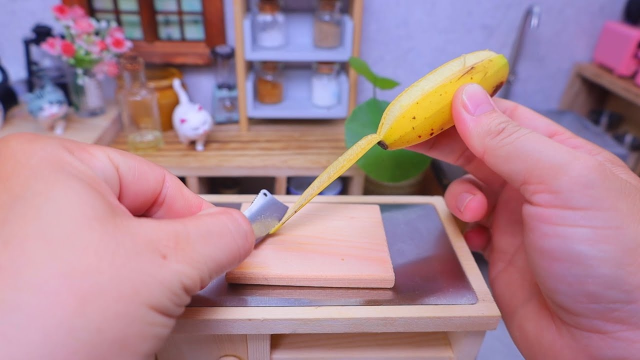 巨人シェフの料理シリーズ | 焼きバナナケーキ | 食べられるミニチュア料理 | Miniature Hieu’s Kitchen