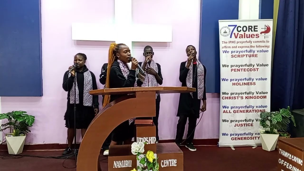 BEST SWAHILI PRAISE SONG BY SINGER BEE
