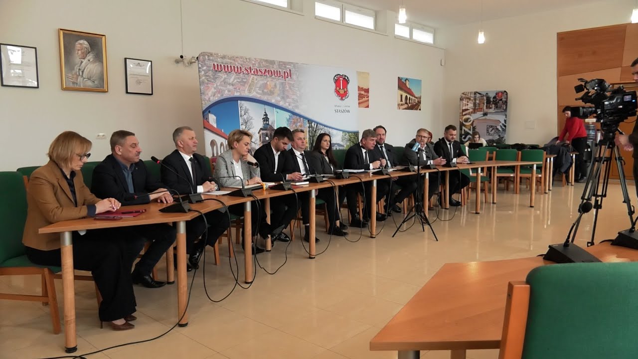 Kolej wraca jak bumerang. Samorządy powiatu Staszowskiego walczą o reaktywację