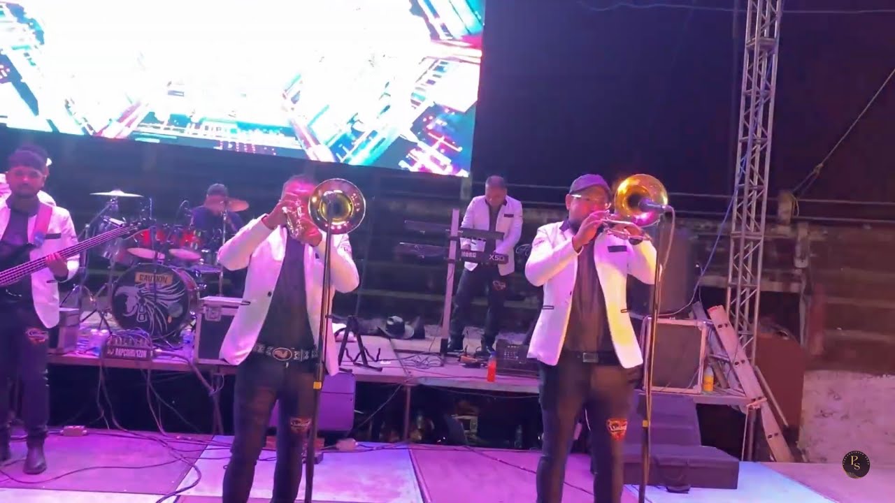 BAILE CON LA NUEVA ILUSIÓN  DE TOCUARO EN LAS FESTIVIDADES DE NAPIZARO MICH. 2026