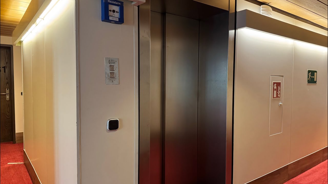 2009/2016 Mod Brobeil Aufzug in einem Seligweiher Hotel in Ulm