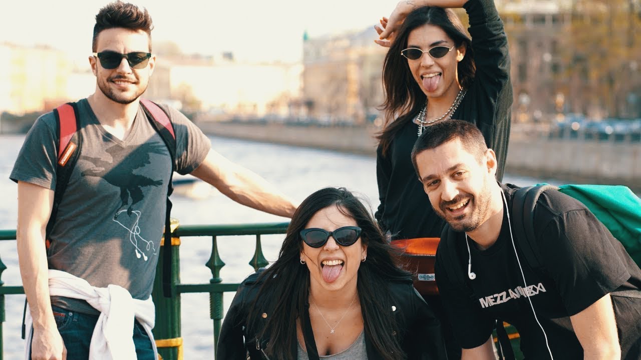 ΠΕΡΑΣΑ ΤΟ ΠΑΣΧΑ ΣΤΗΝ ΡΩΣΙΑ ΚΑΙ ΤΡΑΓΟΥΔΗΣΑ ΤΟ ΤΡΑΓΟΥΔΙ ΜΟΥ ΣΕ ΡΩΣΟΥΣ !!!