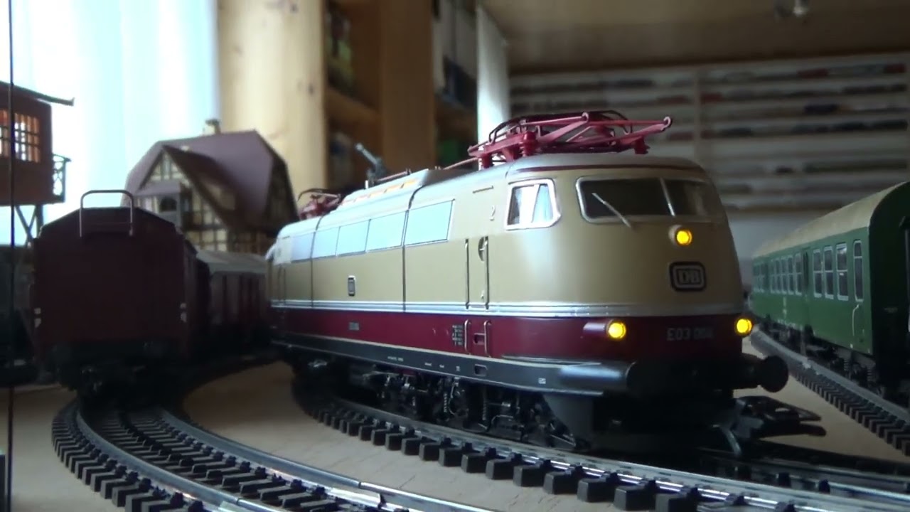 Märklin 39573 (E03 004)