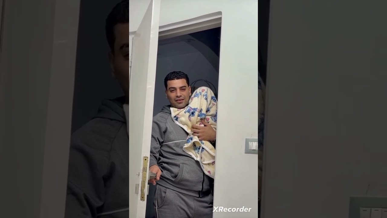 ميار قالي هاتي البنت ونامي ريحي ساعه هو في ساعه😂😂😂