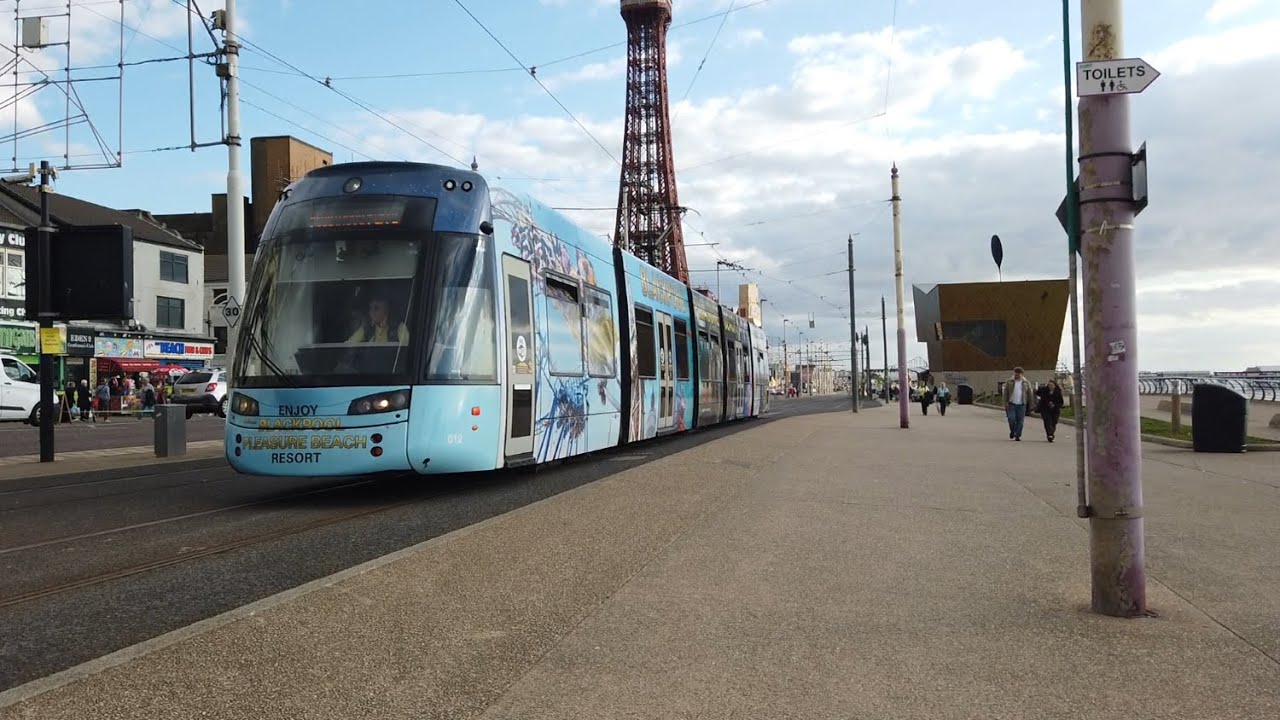 BLACKPOOL mid-week walk along north shore area then in to town great weather here today in blackpool