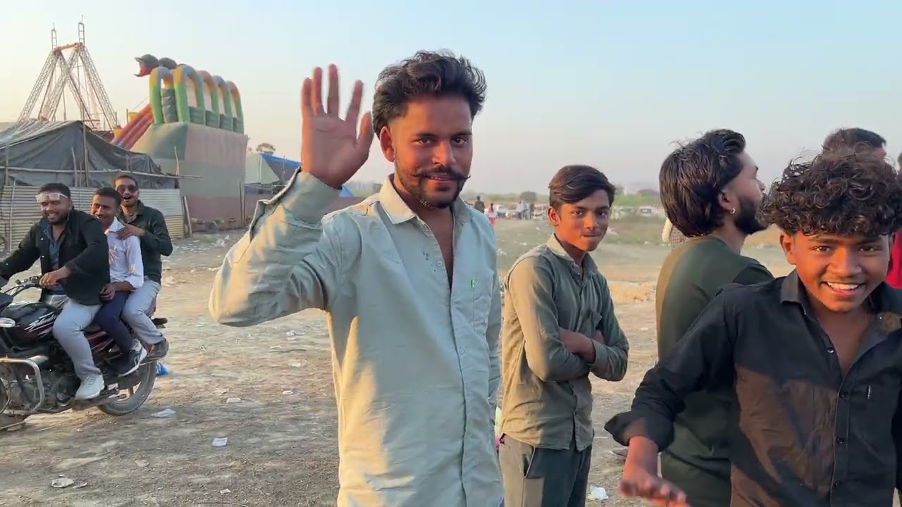 Mele mein Ho Gaya Bahut Bada Khel Sowmya Hazar ka offer