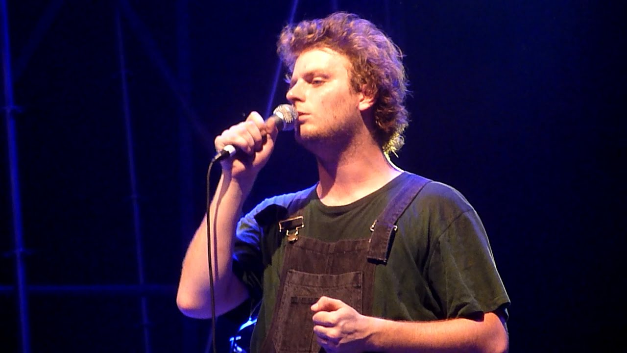 Mac DeMarco - Chamber Of Reflection [Live at St. Jerome's Laneway Festival, Brisbane - 31-01-2015]