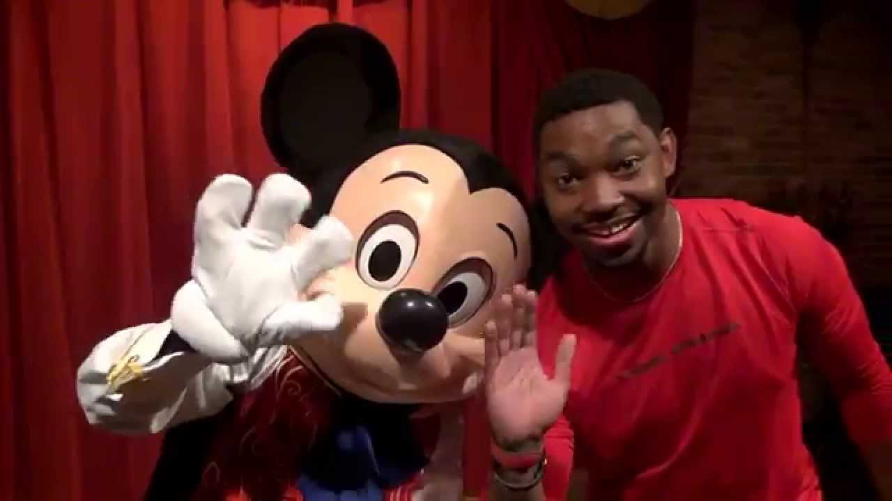 Mickey singing Happy Birthday Disneyworld 2013