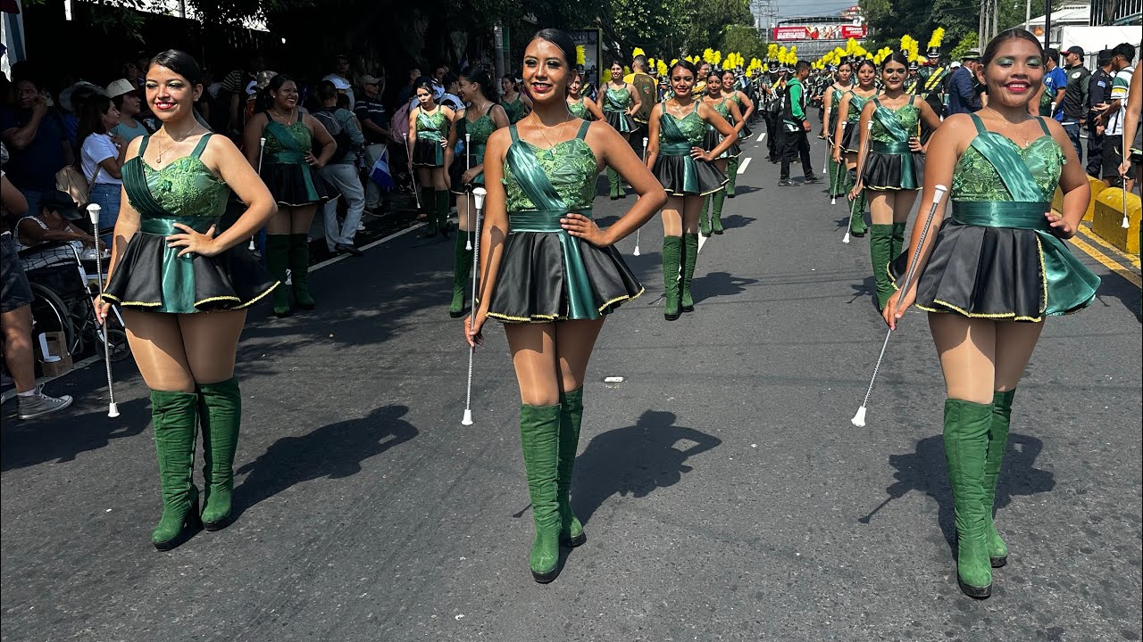Cachiporras y bandas San Salvador Independencia 15 de septiembre El Salvador El Patechucho