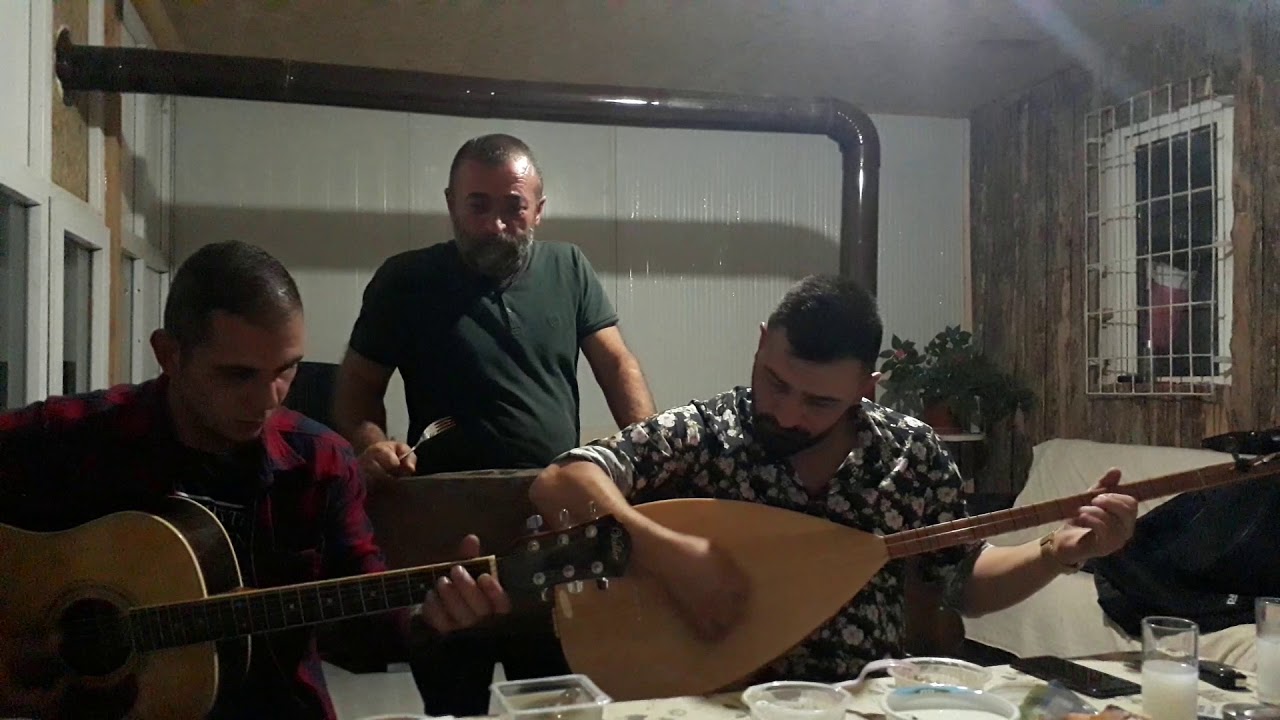 Muhabbet eyledik.