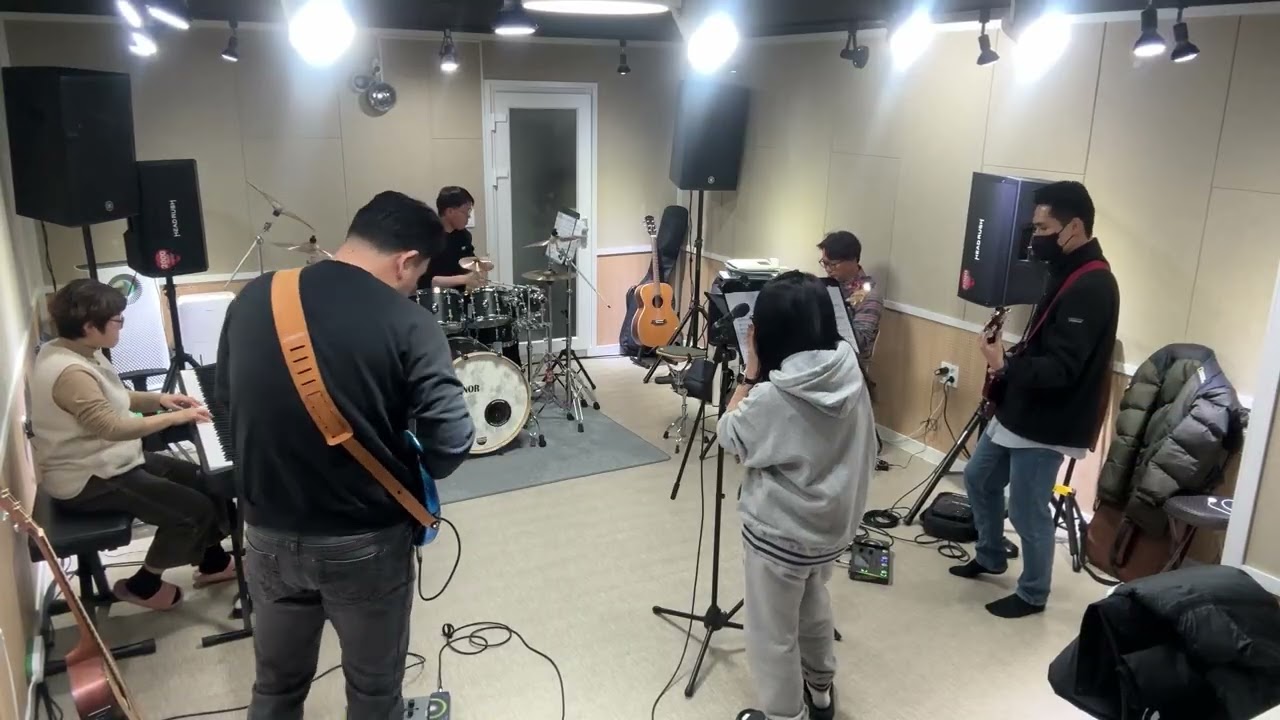26.02.12_진달래꽃_3
