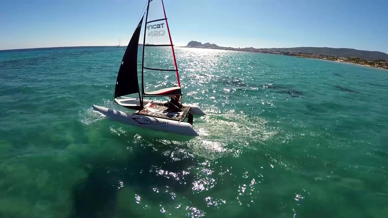 Catamaran Minicat