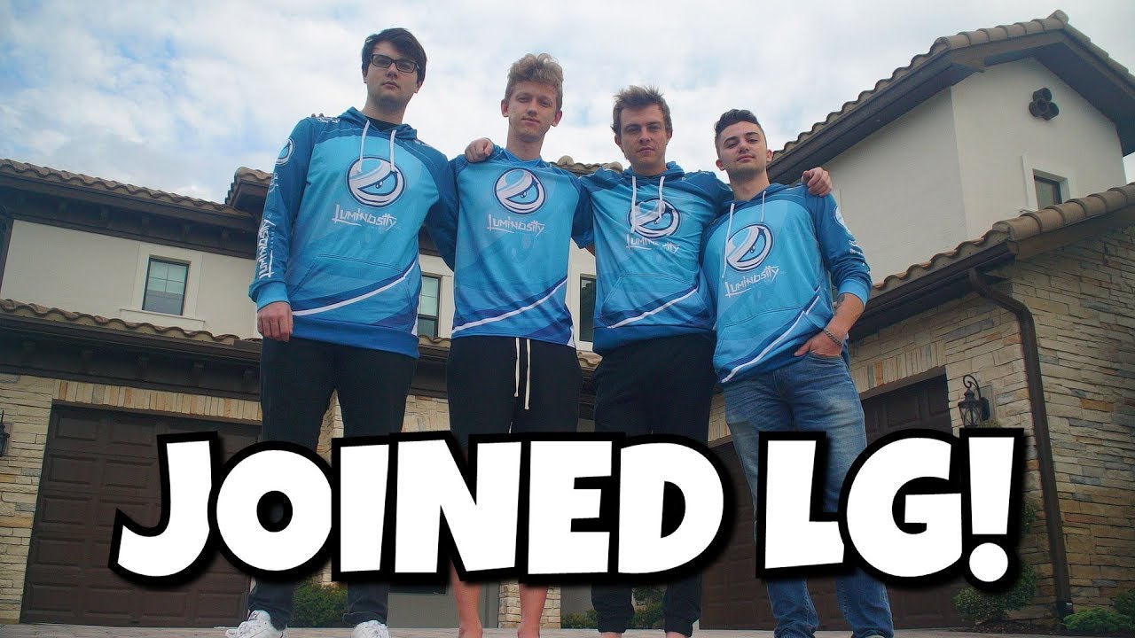 i moved in with kiwiz, nicks, and formula...  😱😱😱
