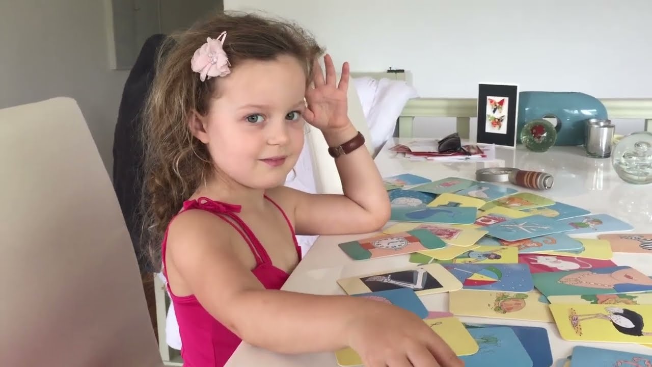 Jan 2016: Madeleine aged 3, about to turn 4, with Mumma learning how to read before school