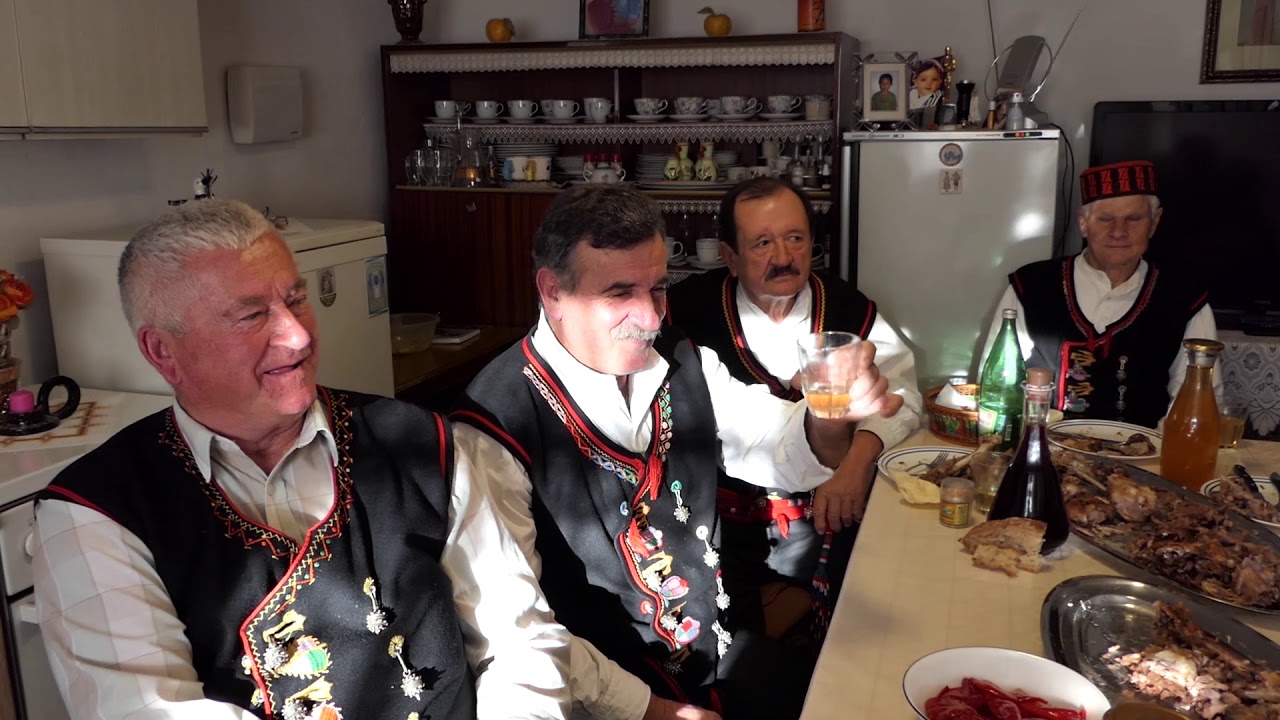 Oj Promino ja se s tobom dičim-(Official video) V.lola