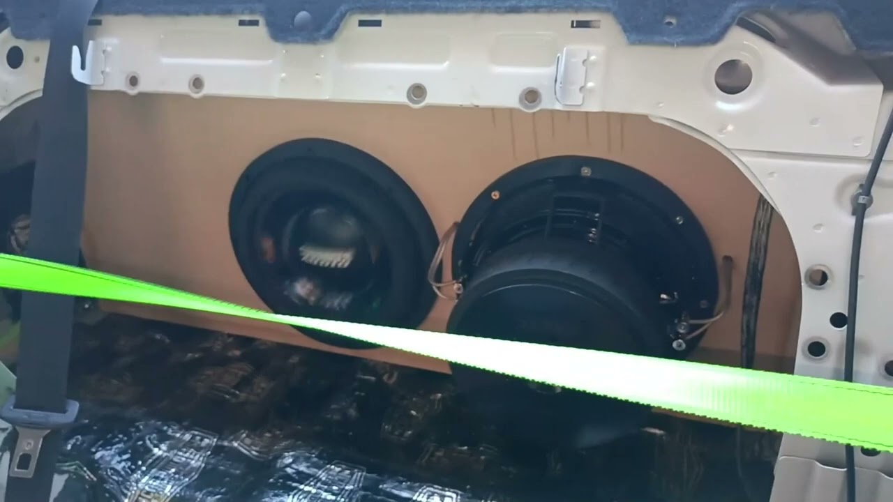 Sundown Audio Sa Classic 10's Slamming 22hz and up.