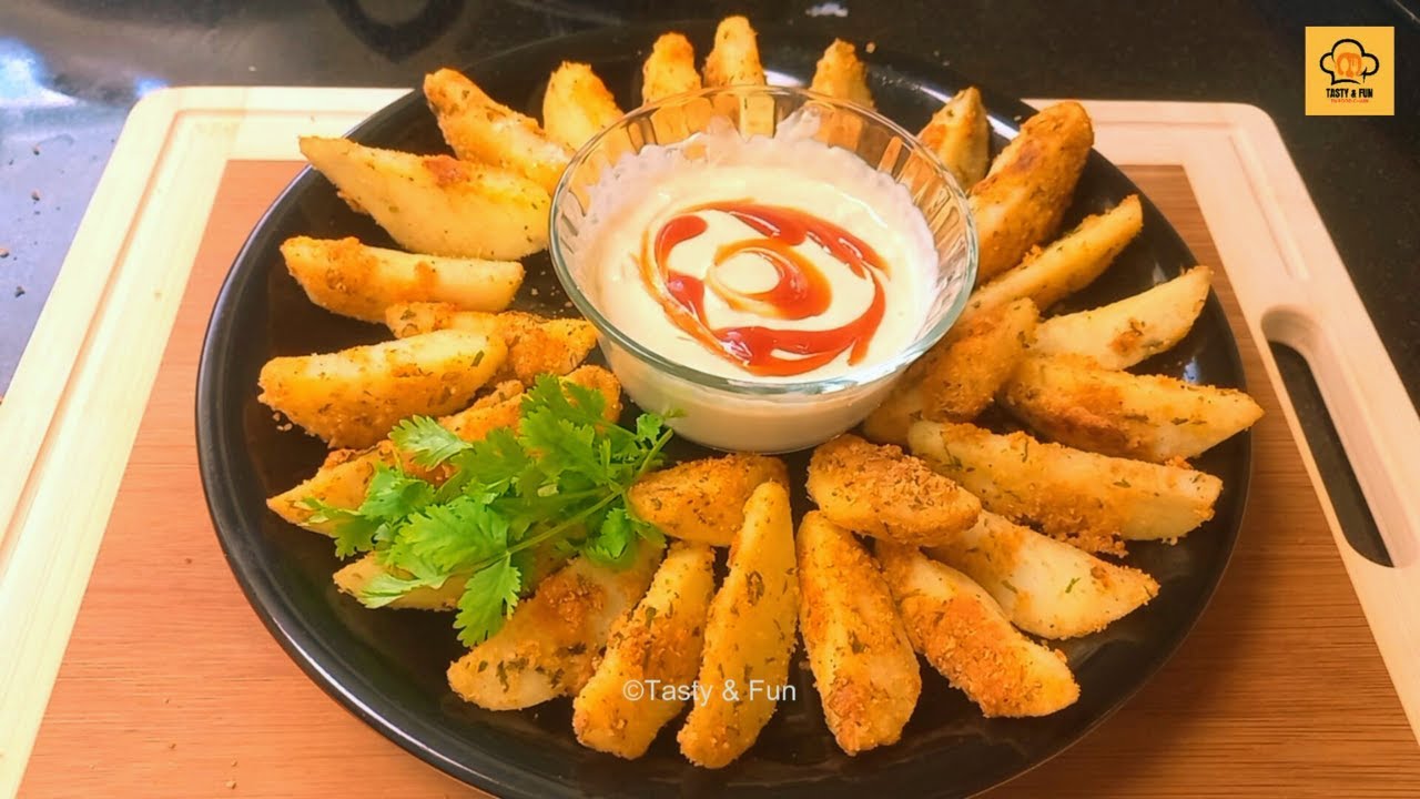 Delicious Crispy Baked Potatoes with Cheese Sauce | Perfect Family Snack