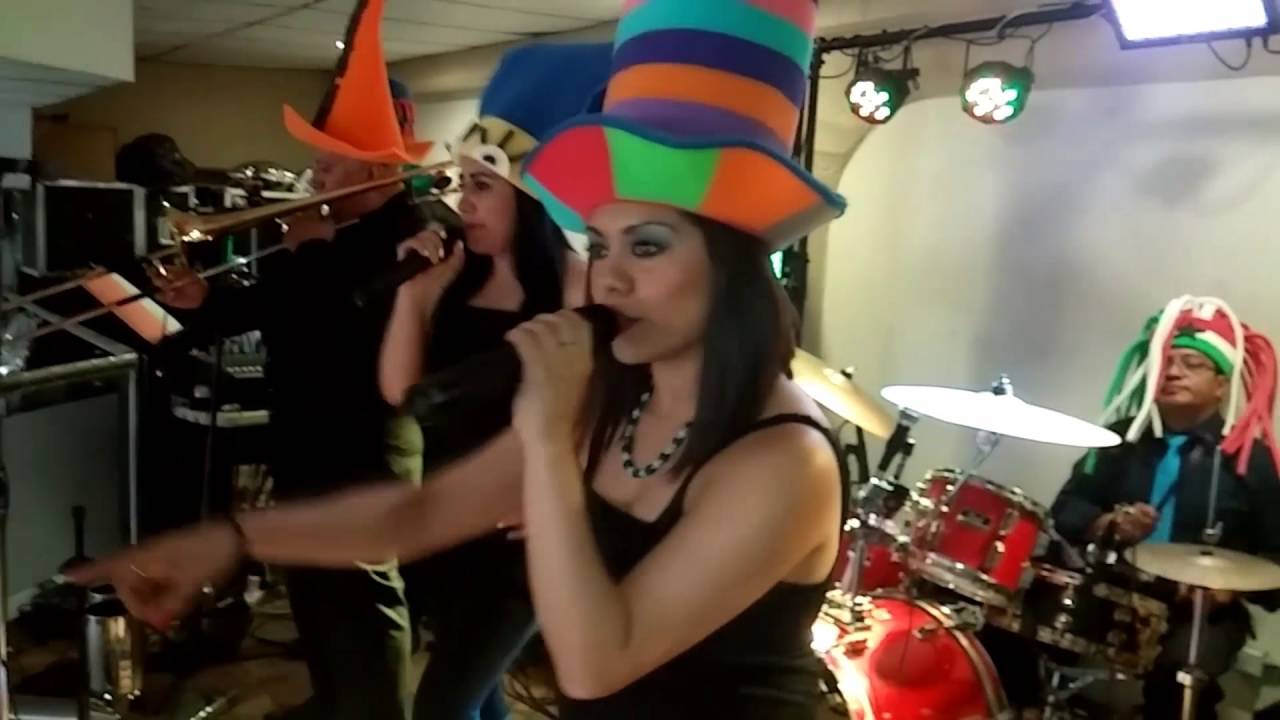 Grupo Versátil Luna Azul