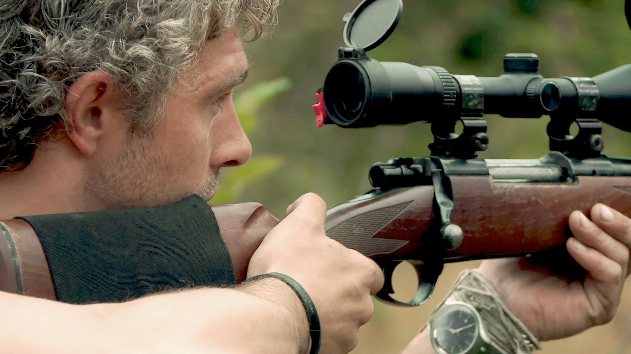 Matt Takes His Shot To Feed The Family | Alaskan Bush People