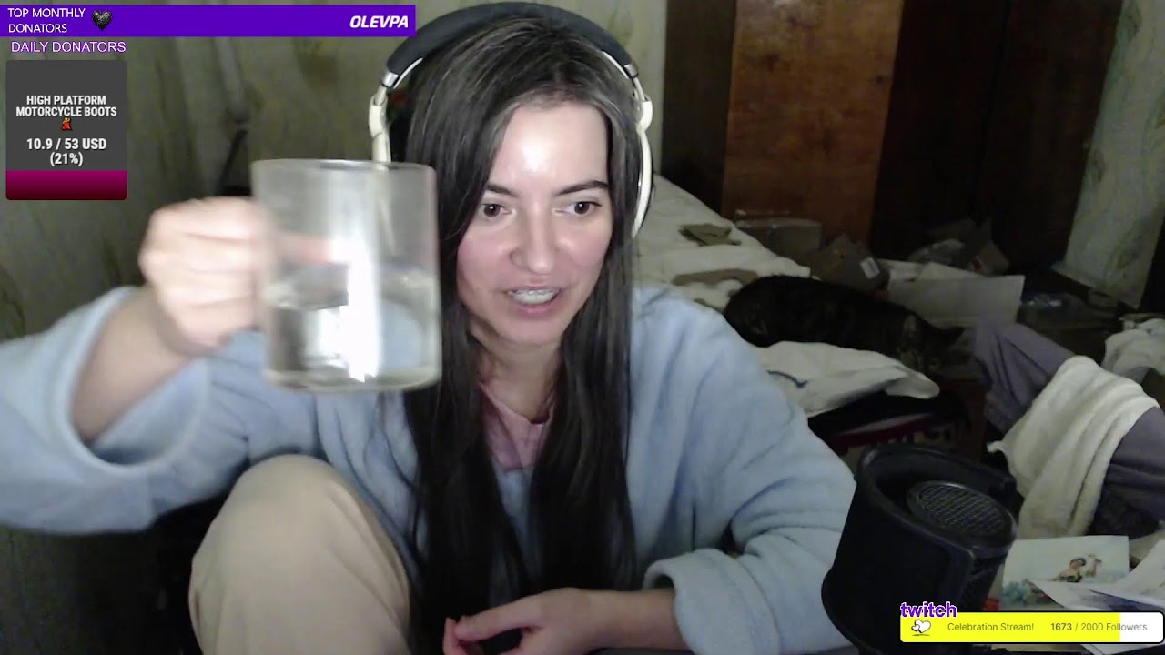 Screaming in fear with @ino.eirian in Whisper Mountain Outbreak 🧟‍♀️😱😱 Live Stream