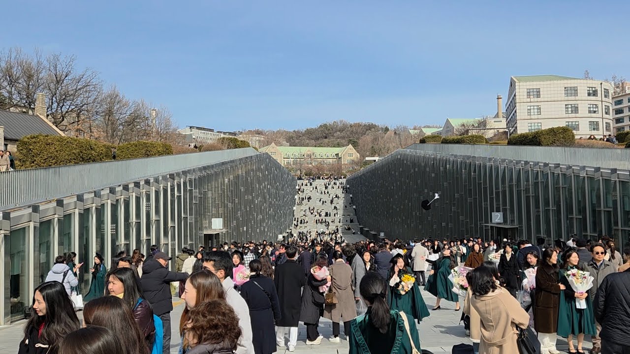 새로운 시작, 이화여대 졸업식