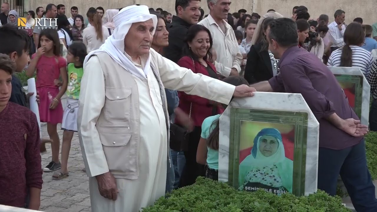 سكان في مدينة كوباني يستذكرون ضحايا 