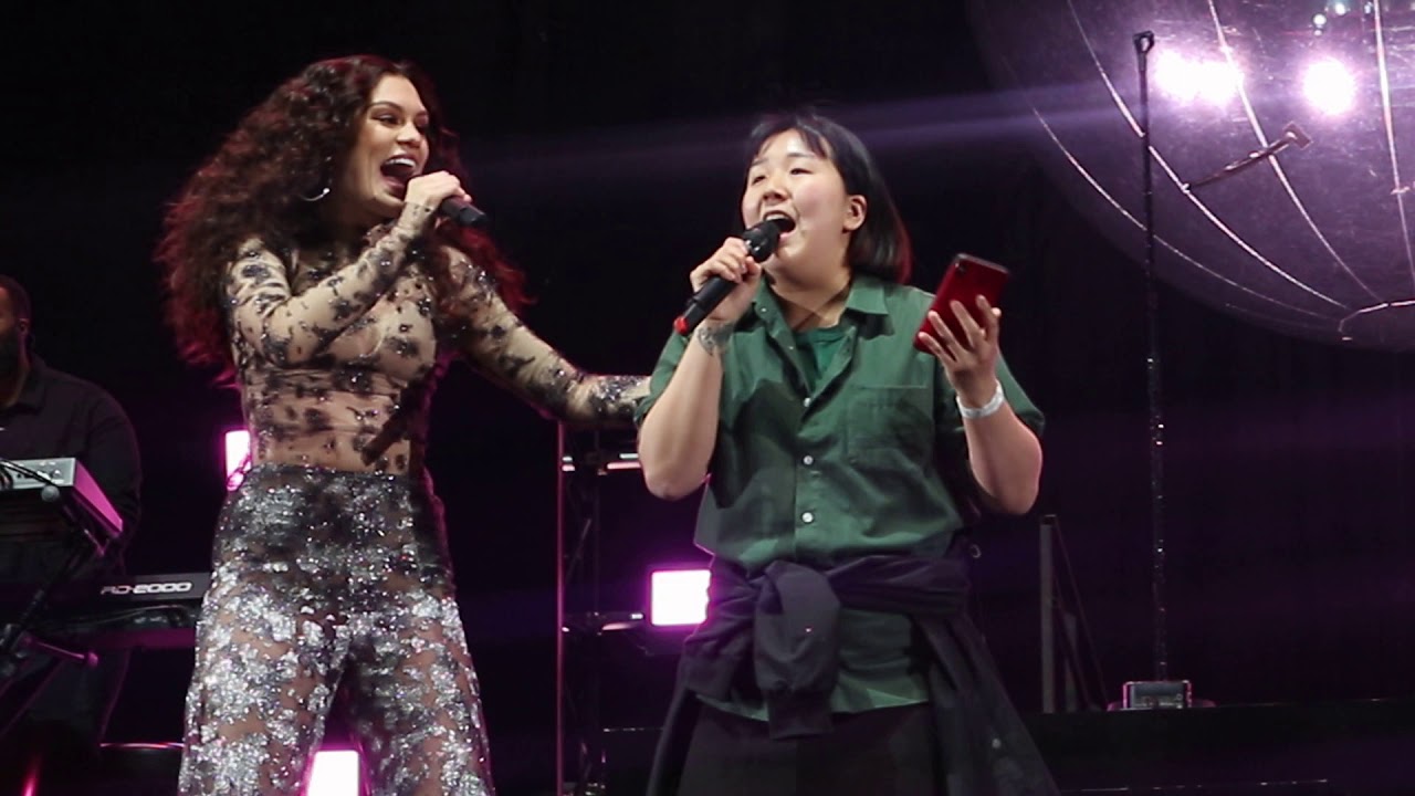 190426 Jessie J Live in Seoul - Flashlight (with fan) 🎤