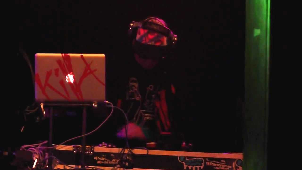 Dj Starscream Sid Wilson After Mayhem Party Hermans Hideaway 7-8-2012
