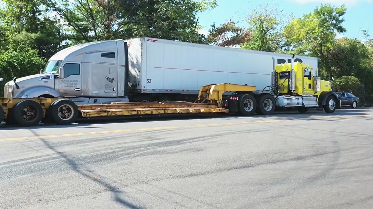 John Deere 350G cargando en kenworth W900 heavy Duty [ Heavy Haul ]