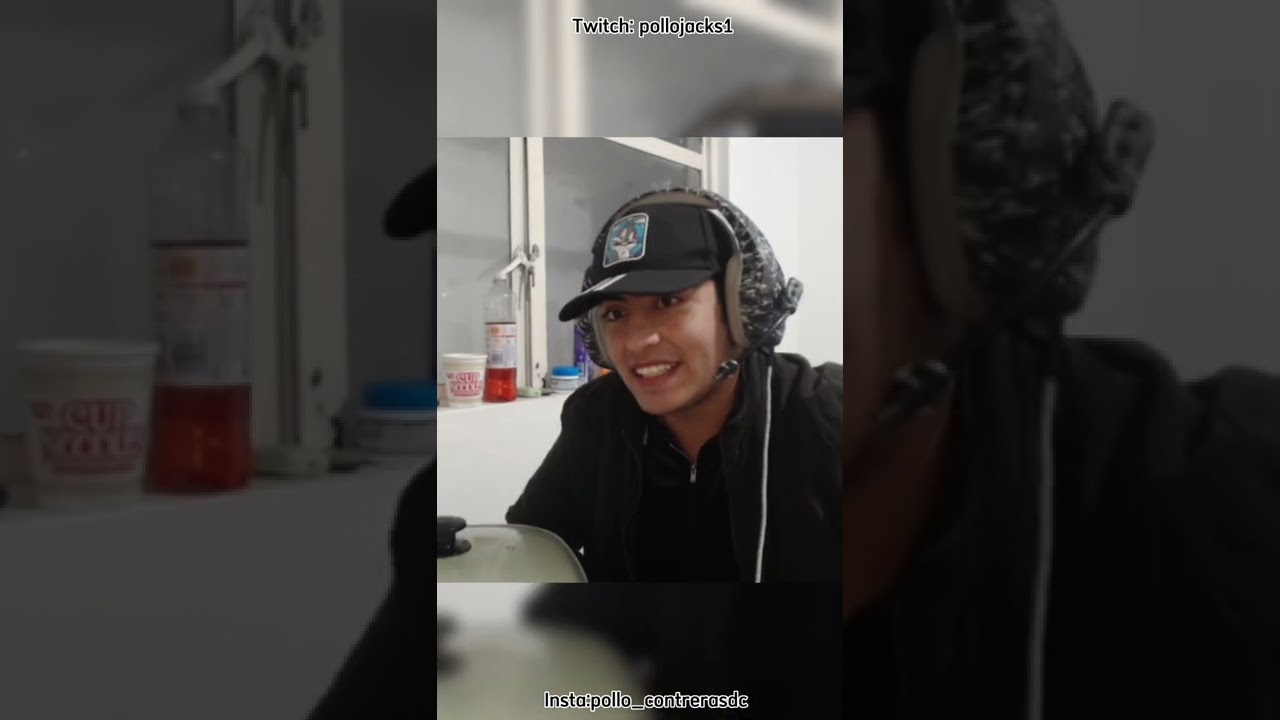 Cocinando en stream🥵twitch:pollojacks1