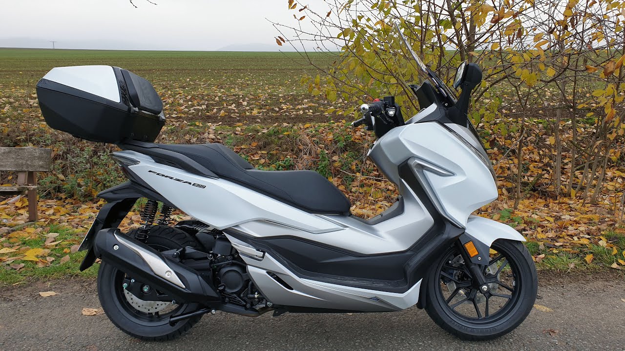 Honda Forza 300 (2019) тест драйв и обзор (RUS)