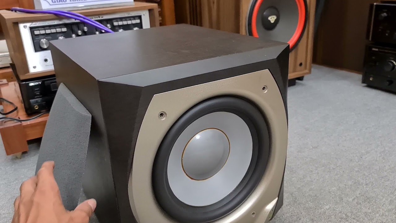 Sub B&atilde;i Mỹ Đ&aacute;nh Như Bom Infinity L100s    . &Acirc;m thanh Tuyệt Vời . Nghe H&aacute;t  . Trưng B&agrave;y . 8tr