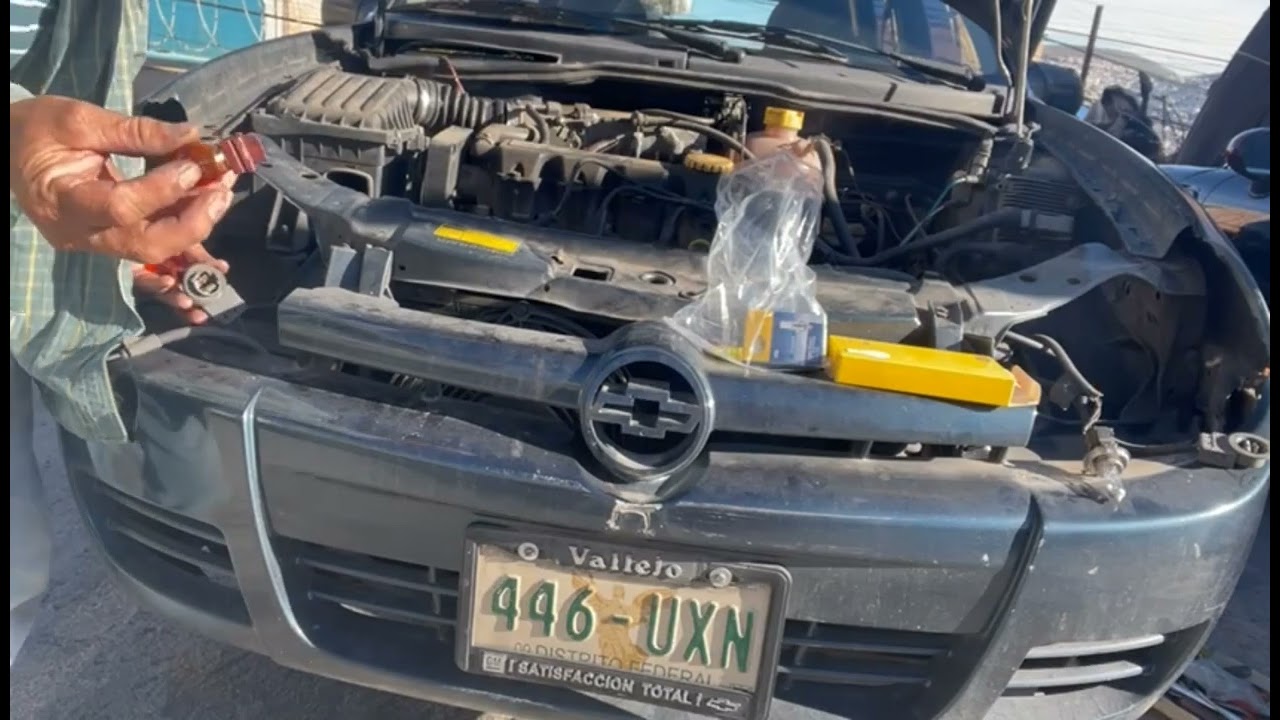CUALES SON  LOS FUSIBLES DE LUCES DE FAROS Y DE CUARTOS DE CHEVY MOD 2005