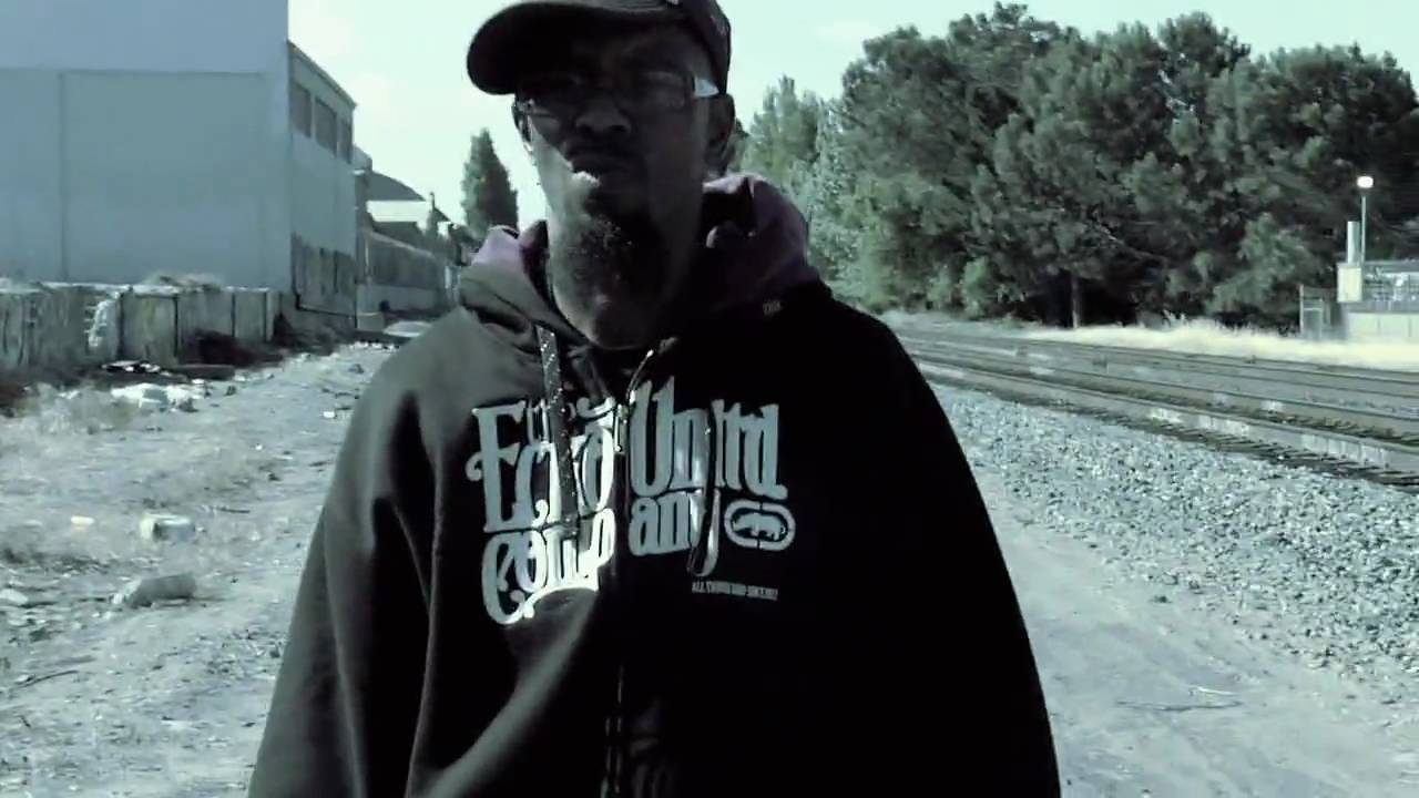 Turn Me Off by Junzo ft. Eyecue