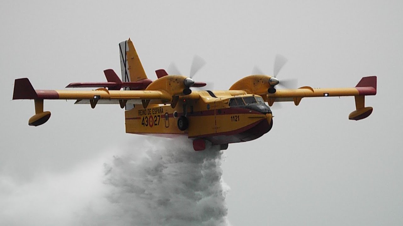 VI Splash In 2025 Pollença | Exhibition Canadair CL 415 Spanish Air Force | Plane Spotting Mallorca