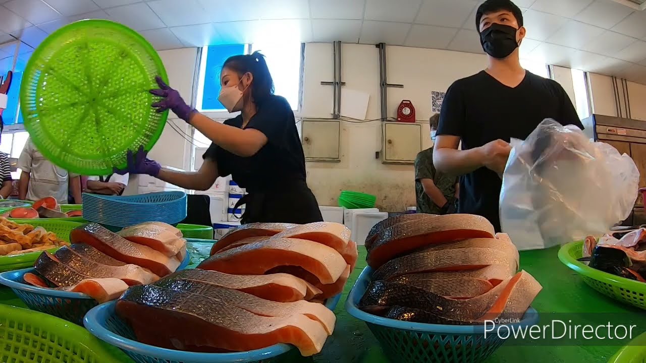 還沒看到東西新台幣就一直丟！最後龍虎斑再給你幾霸摳~ 桃園永安蘋果妹 海鮮叫賣!!