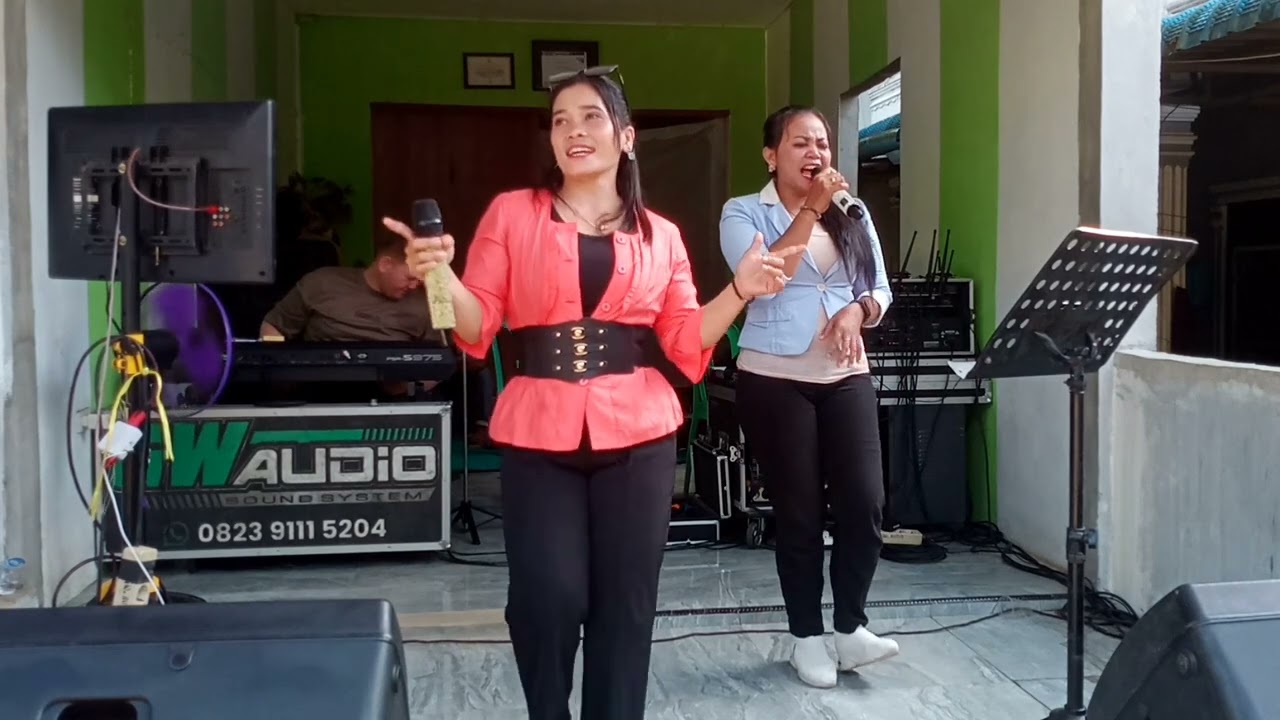 Winda Damanik ~ Eliana Sirait || Aku tak berarti bagimu || { musik Official }