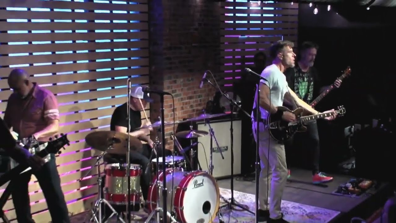 311 -  Down [Live In The Lounge]