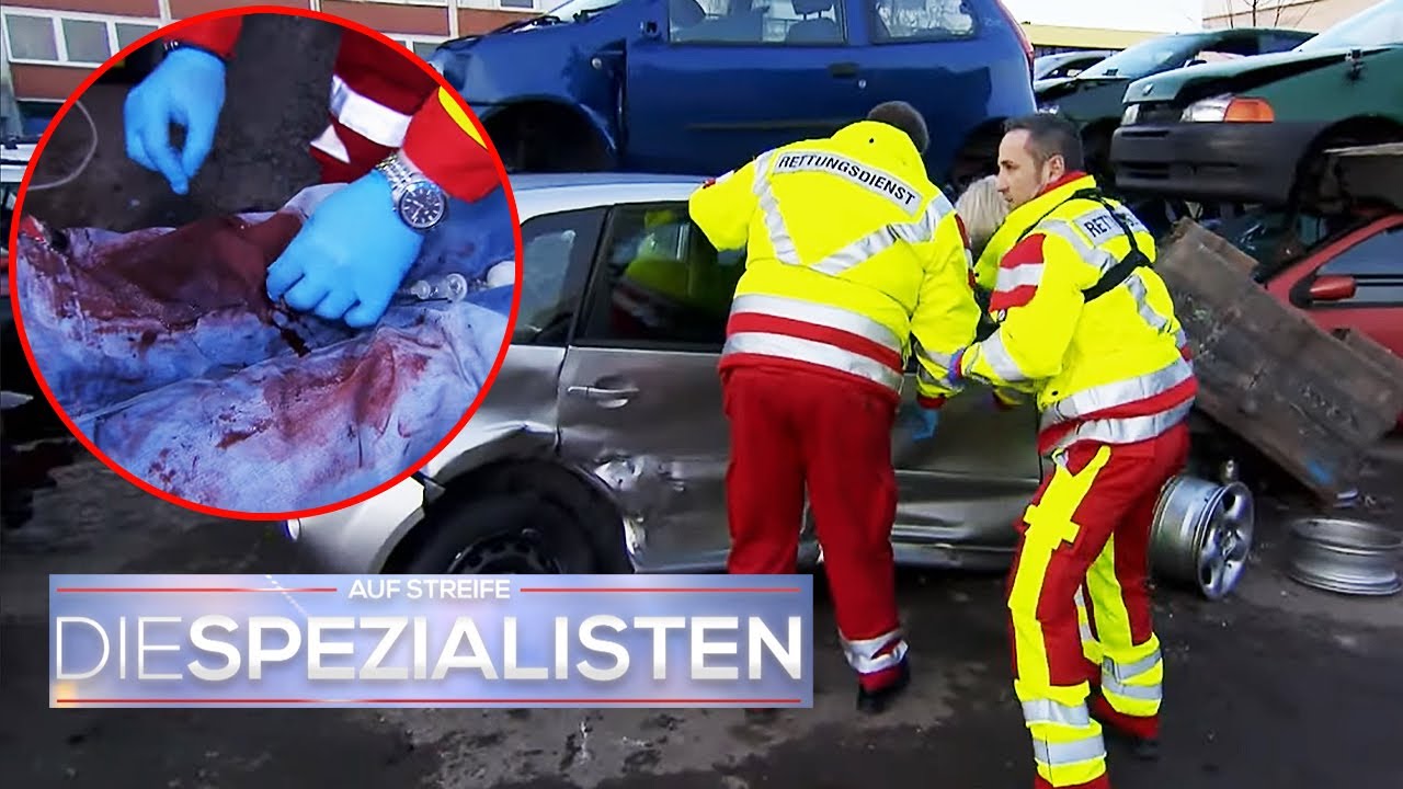 Junge wird im Auto EINGEKLEMMT 😖 Wird er wieder laufen können? 😰 ​| Die Spezialisten | SAT.1